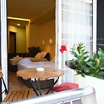 Hotel Kuta's Center *