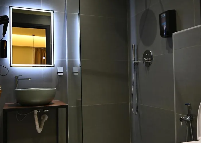 Hotell Kuta's Center Tirana