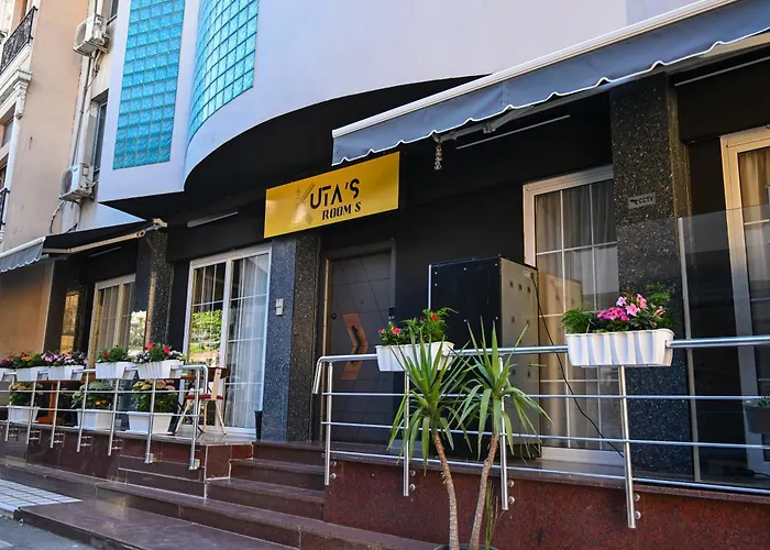 Kuta's Center * Tirana