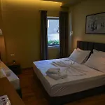 Hotel Kuta's Center Tirana