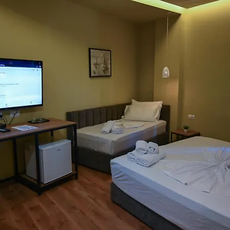 Hotell Kuta's Center Tirana