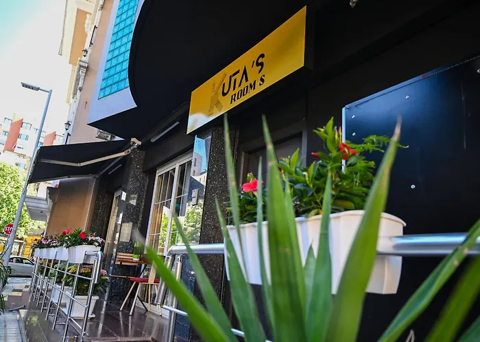 Kuta's Center * Tirana